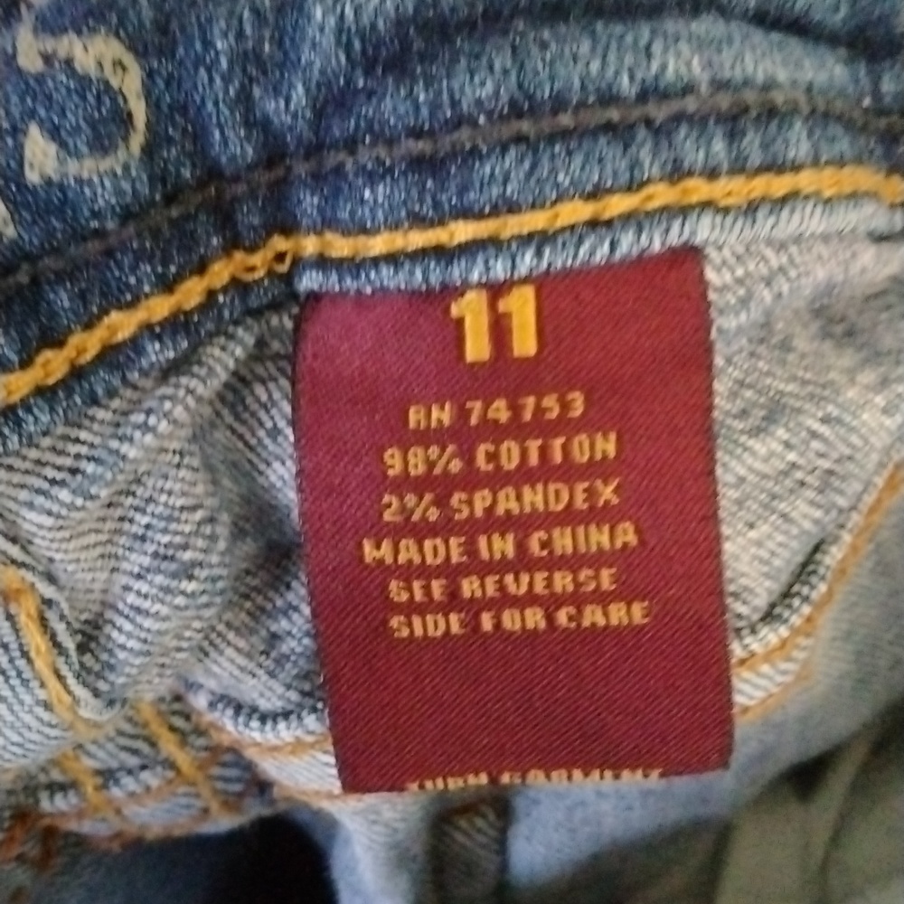 Jeans - Picture 3 of 6